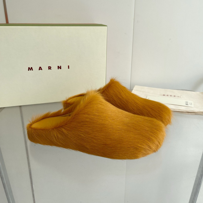 Marni Fussbett Sabot Loafers