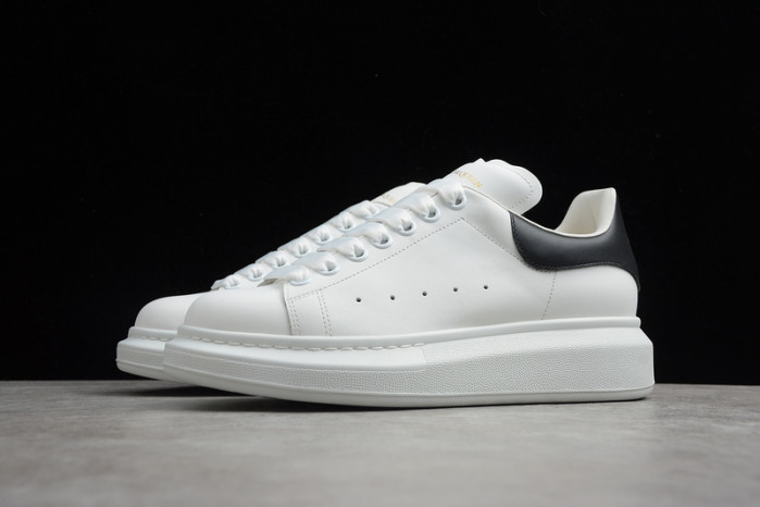 ALEXANDER MCQUEEN SNEAKERS