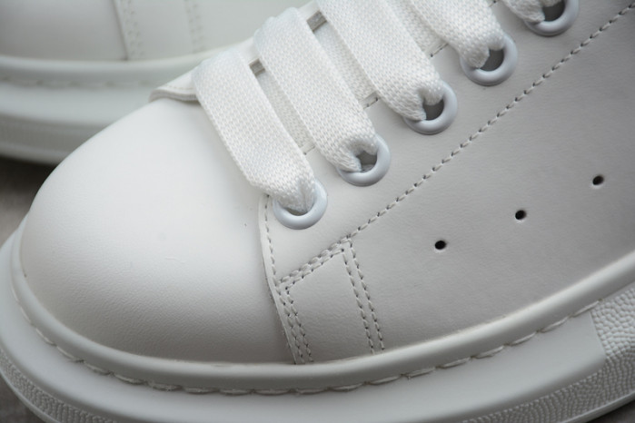 ALEXANDER MCQUEEN SNEAKERS