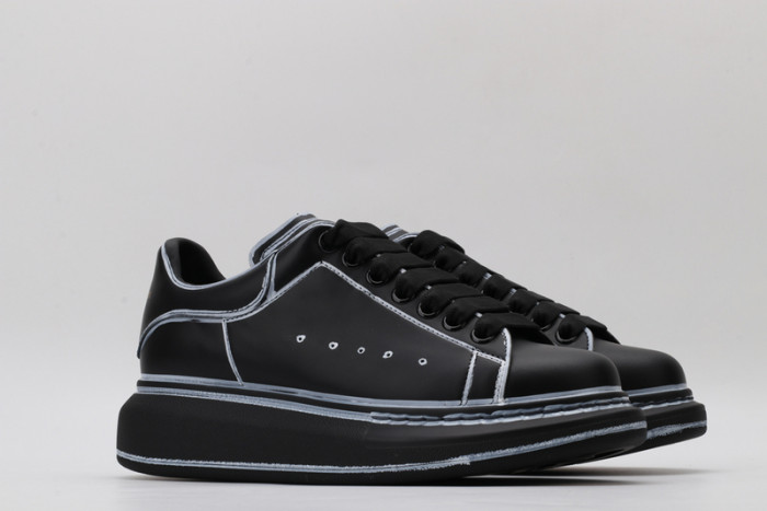 ALEXANDER MCQUEEN SNEAKERS