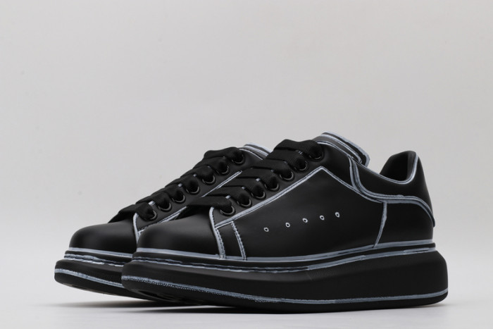 ALEXANDER MCQUEEN SNEAKERS