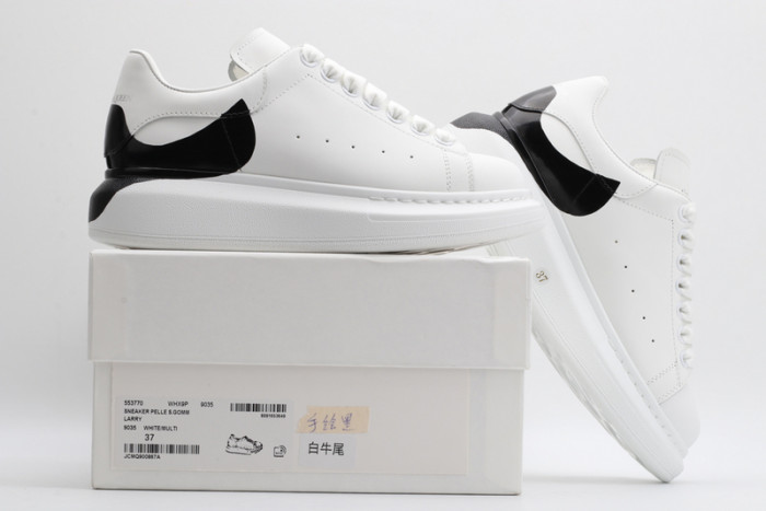 ALEXANDER MCQUEEN SNEAKERS