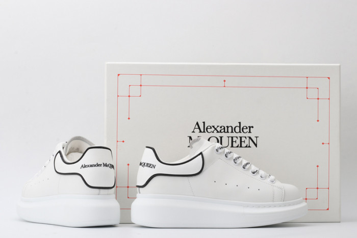ALEXANDER MCQUEEN SNEAKERS