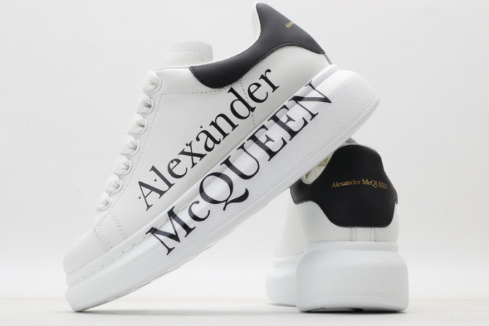 ALEXANDER MCQUEEN SNEAKERS