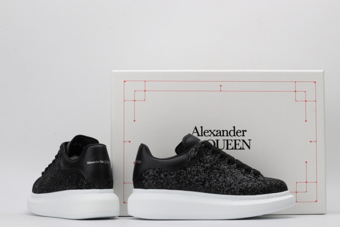 ALEXANDER MCQUEEN SNEAKERS