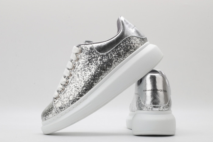 ALEXANDER MCQUEEN SNEAKERS
