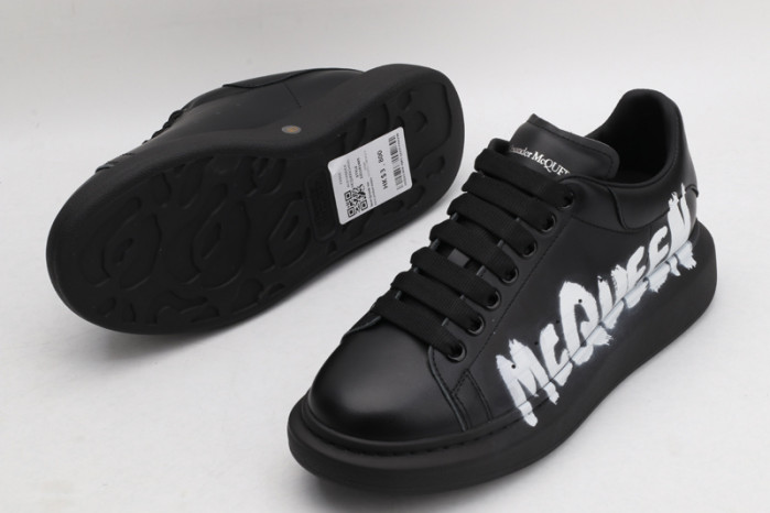 ALEXANDER MCQUEEN SNEAKERS