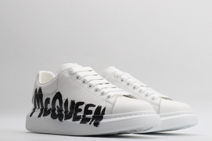 ALEXANDER MCQUEEN SNEAKERS