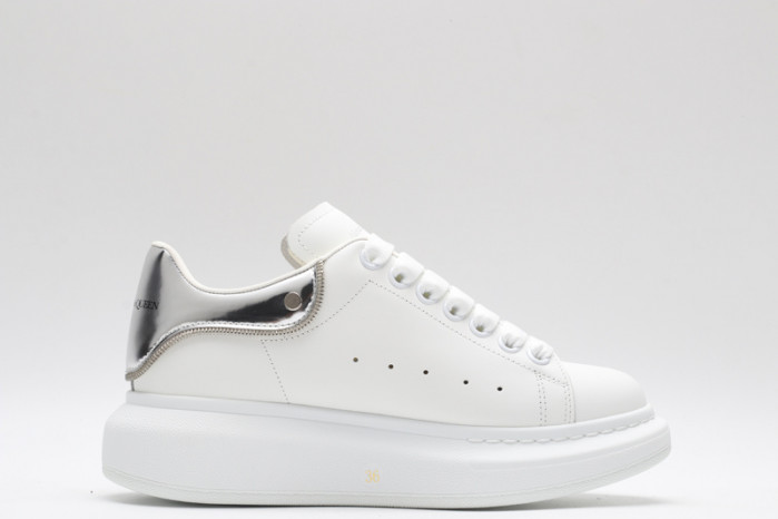 ALEXANDER MCQUEEN Sneaker