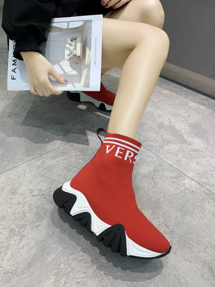 VERSA SNEAKERS