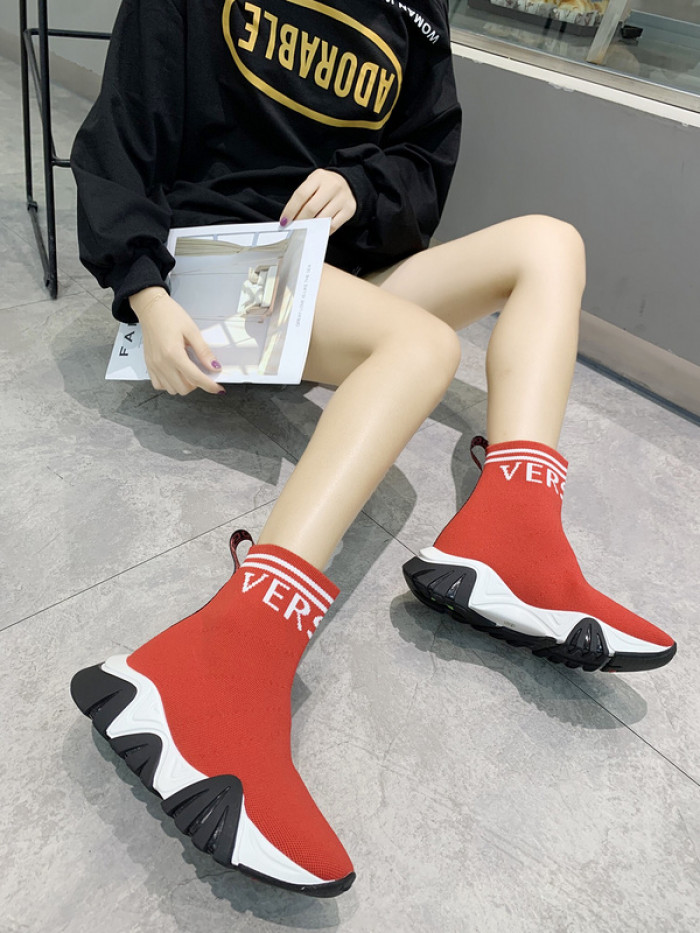 VERSA SNEAKERS