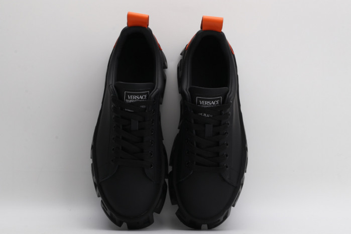 VERSA SNEAKERS