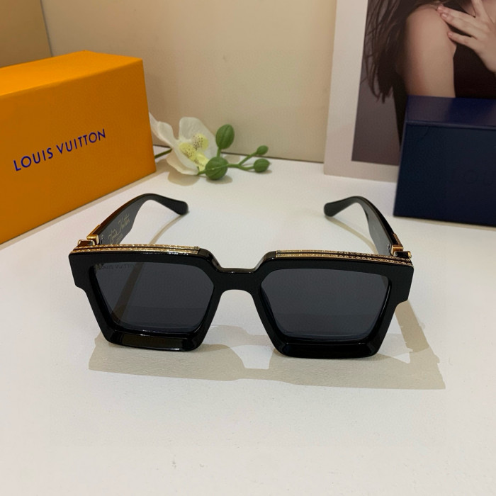 L1VV Sunglasses